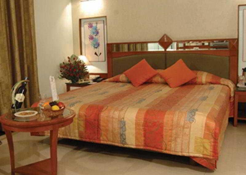 J P Cordial Hotell Bangalore Eksteriør bilde