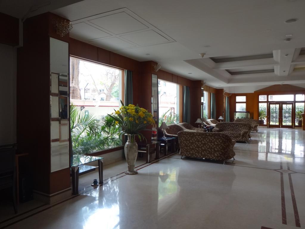 J P Cordial Hotell Bangalore Eksteriør bilde