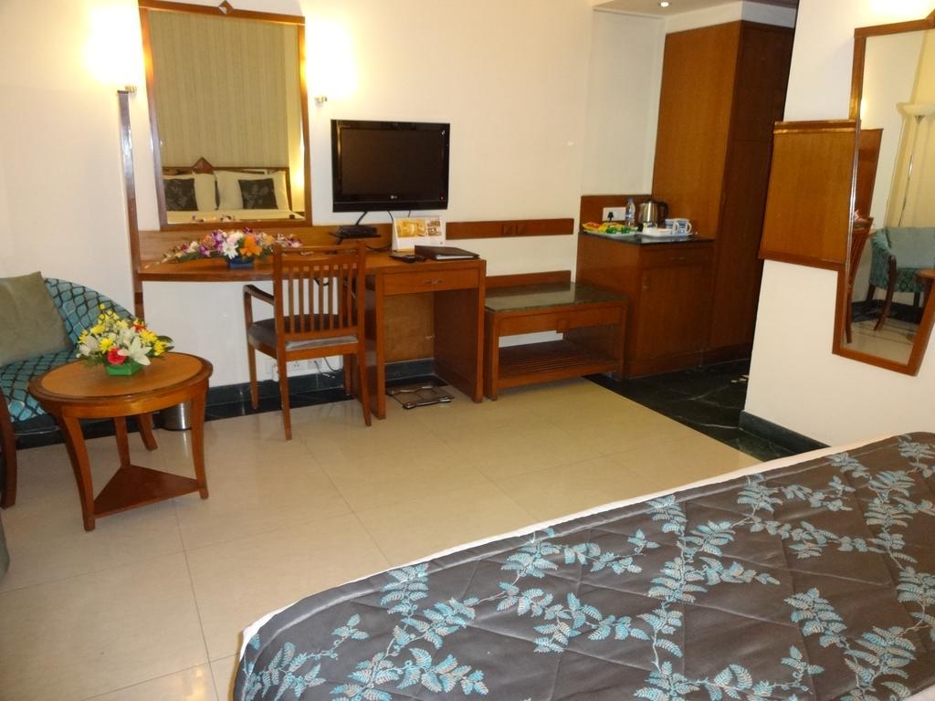 J P Cordial Hotell Bangalore Eksteriør bilde