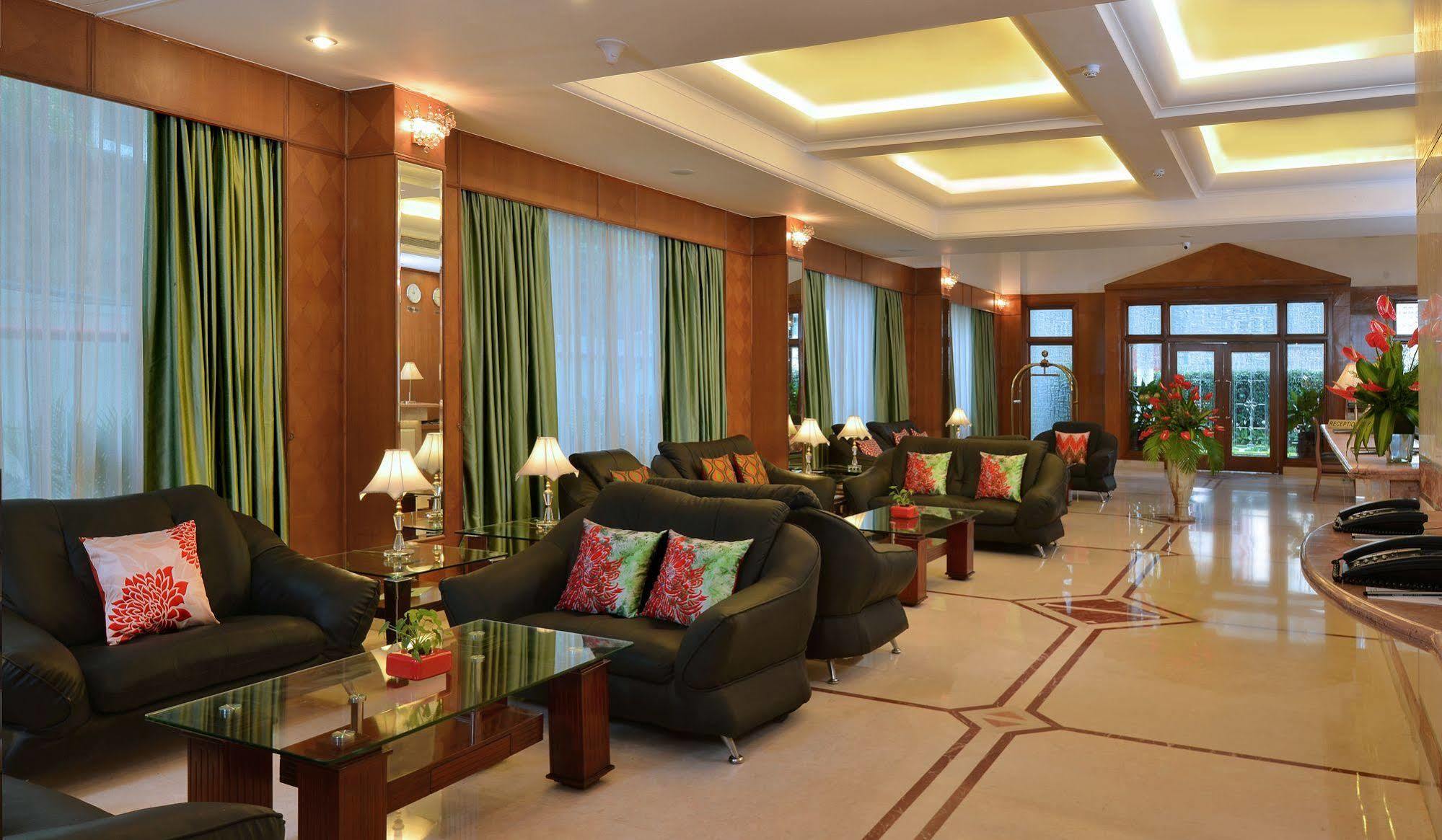 J P Cordial Hotell Bangalore Eksteriør bilde